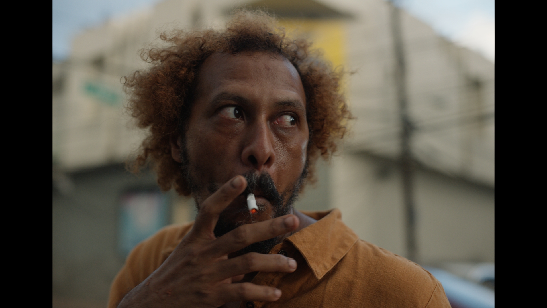 La bachata de Biónico: Una historia de amor poco convencional, cruda y que rompe con un paraíso caribeño